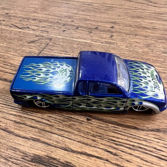 Hot Wheels 2002 Steel Flame Blue Pickup Truck W/ Green Flames - Picture 2 of 5